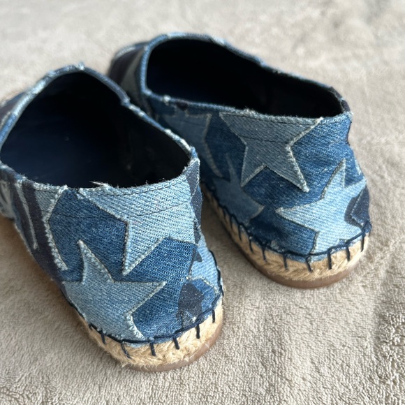 Valentino Garavani Camo Espadrilles Flats - Picture 8 of 14